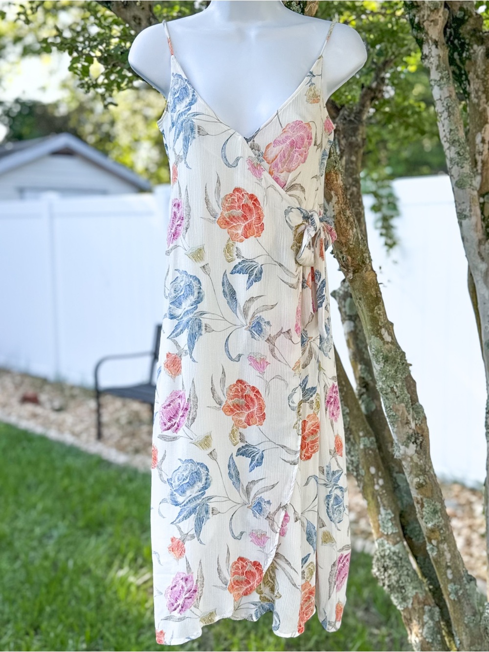 O’Neill XS Floral Wrap Midi Dress Cream Adjustable Straps Tie Waist Boho Resort